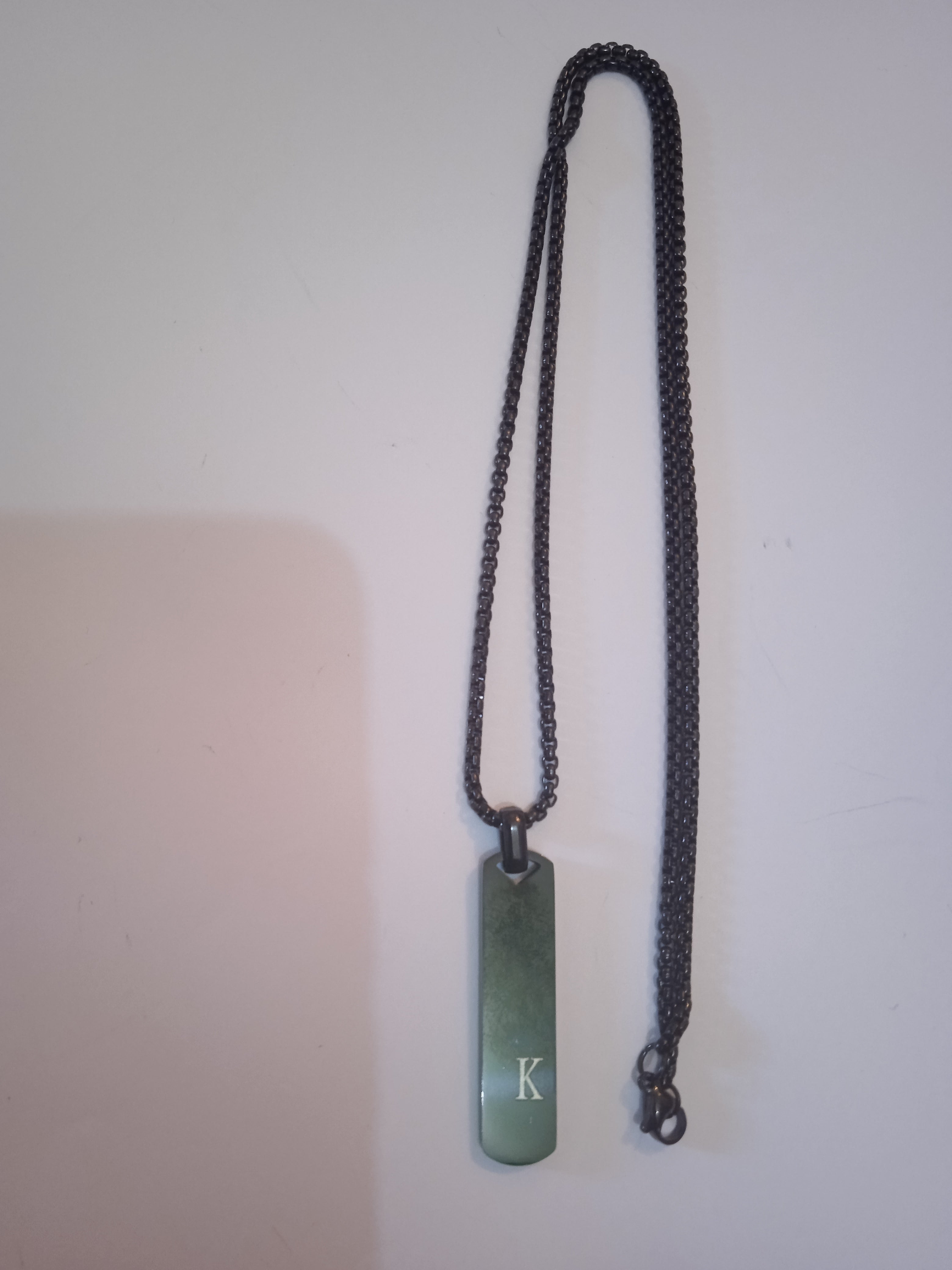 chaine homme initial