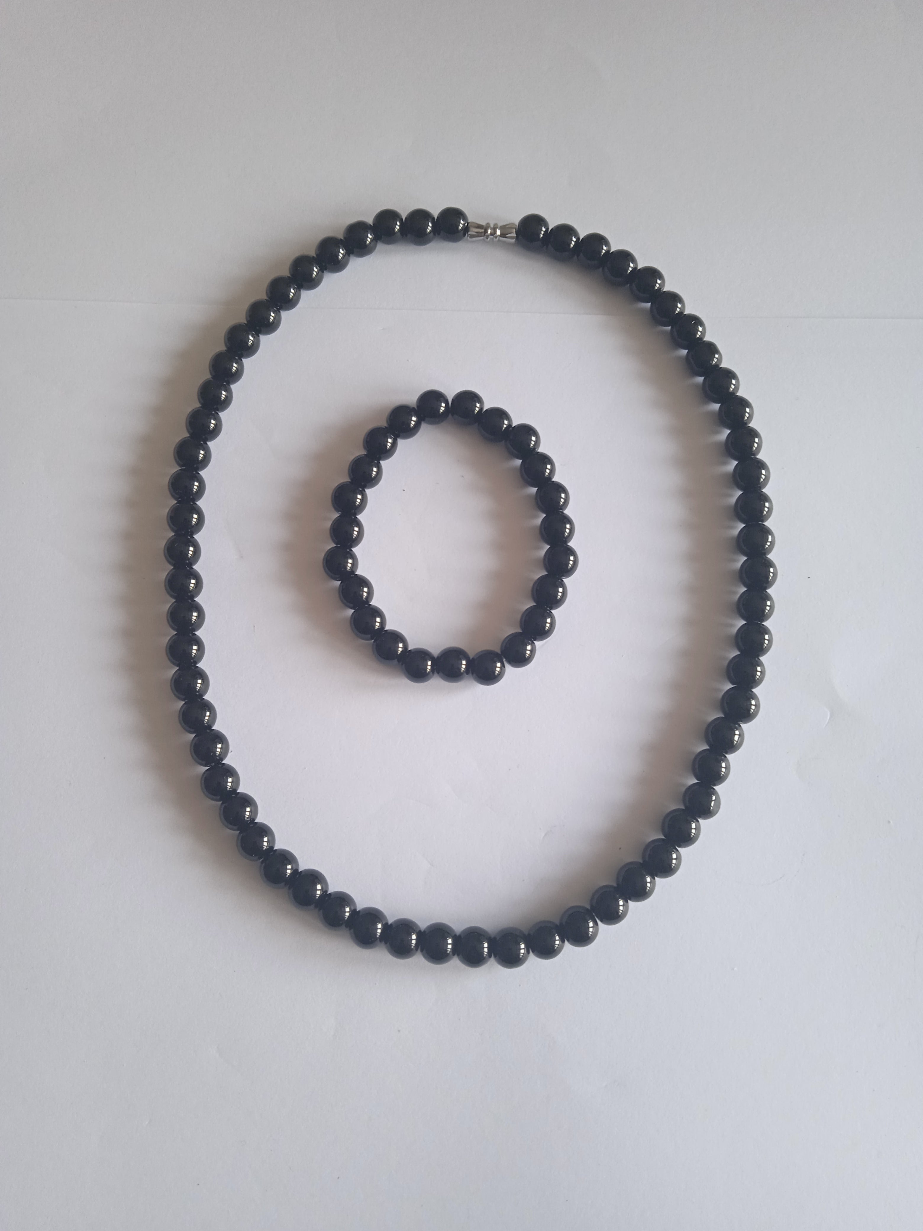 Women's necklace