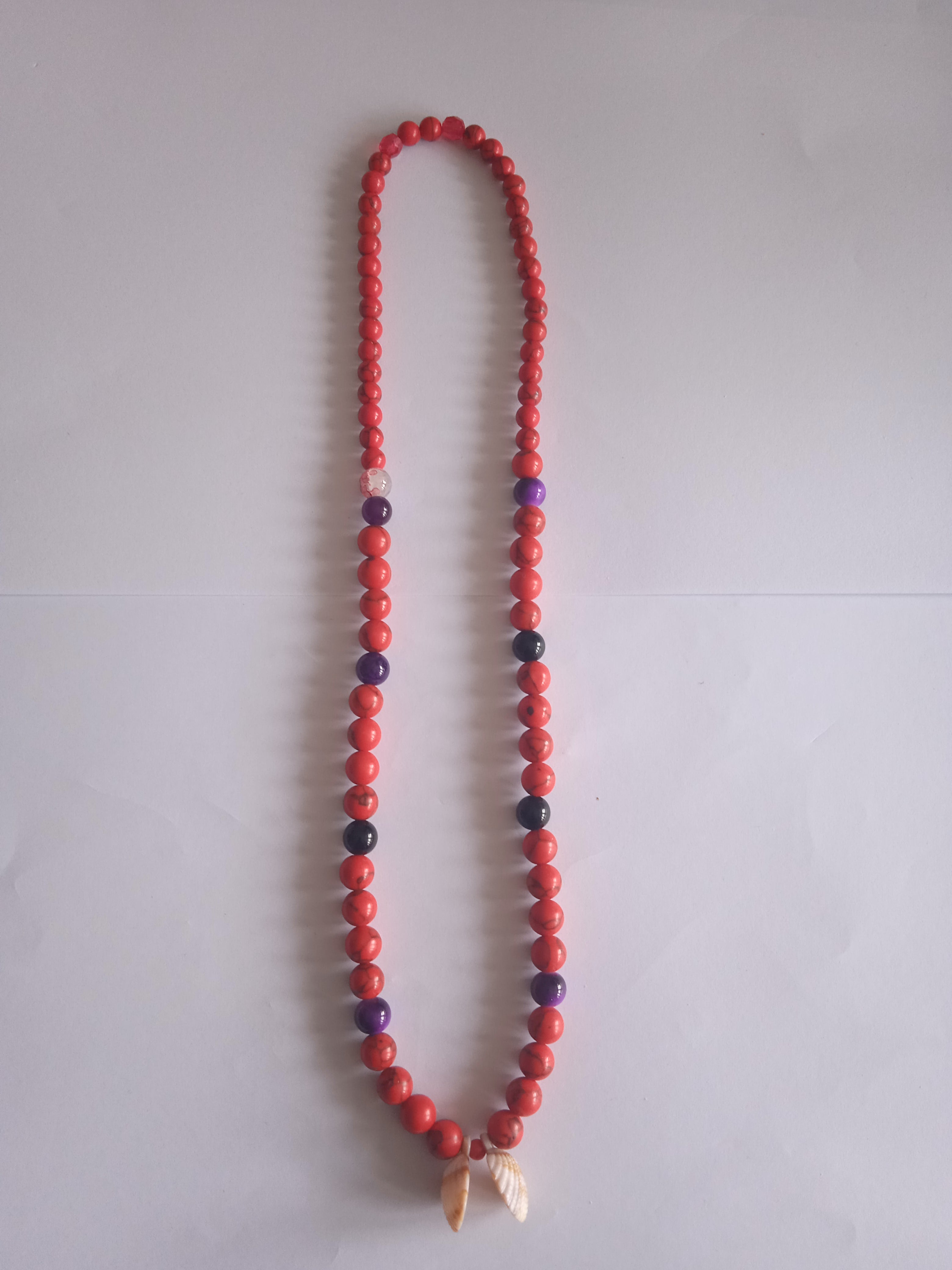 Women's necklace