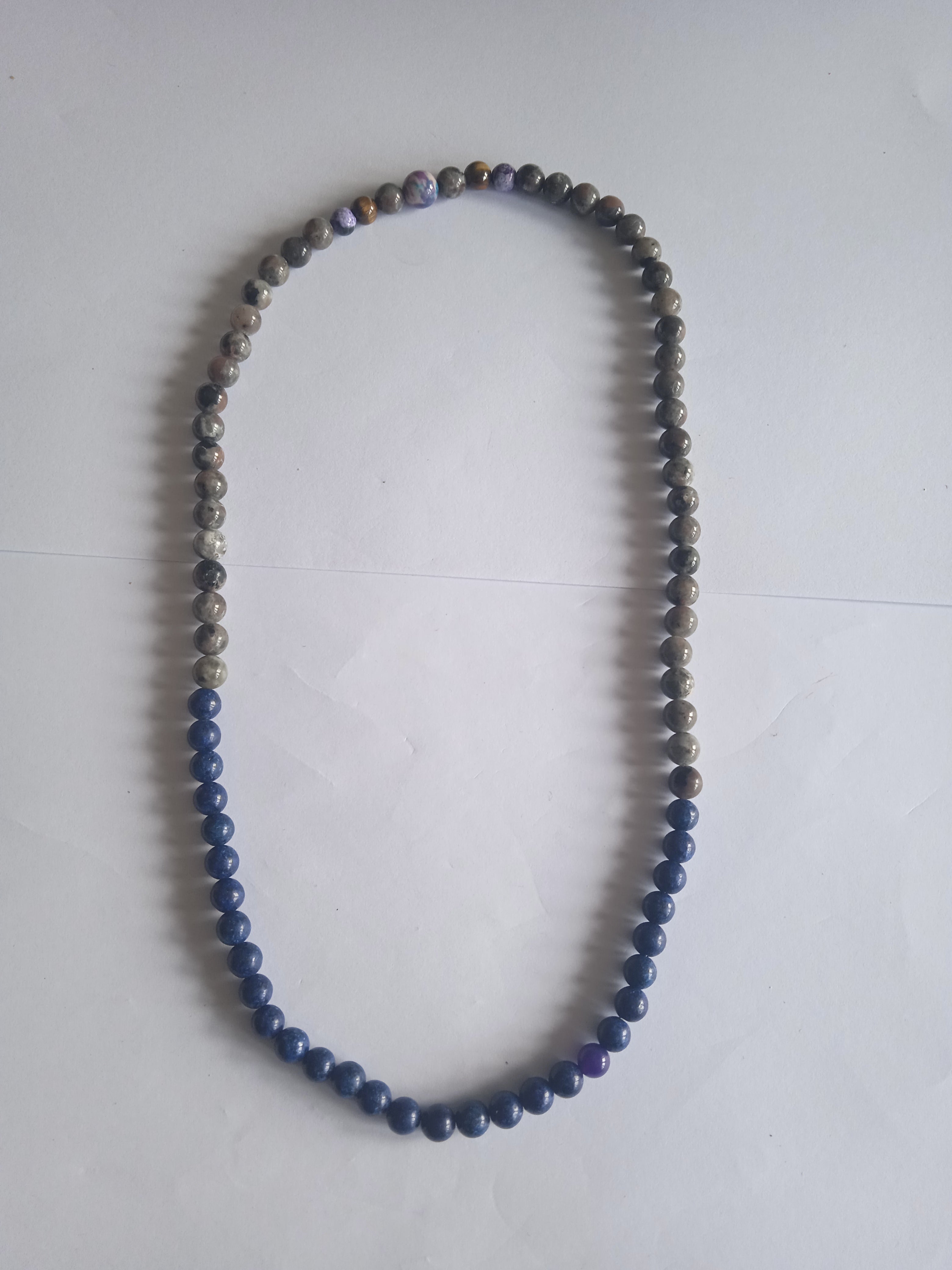 Women's necklace