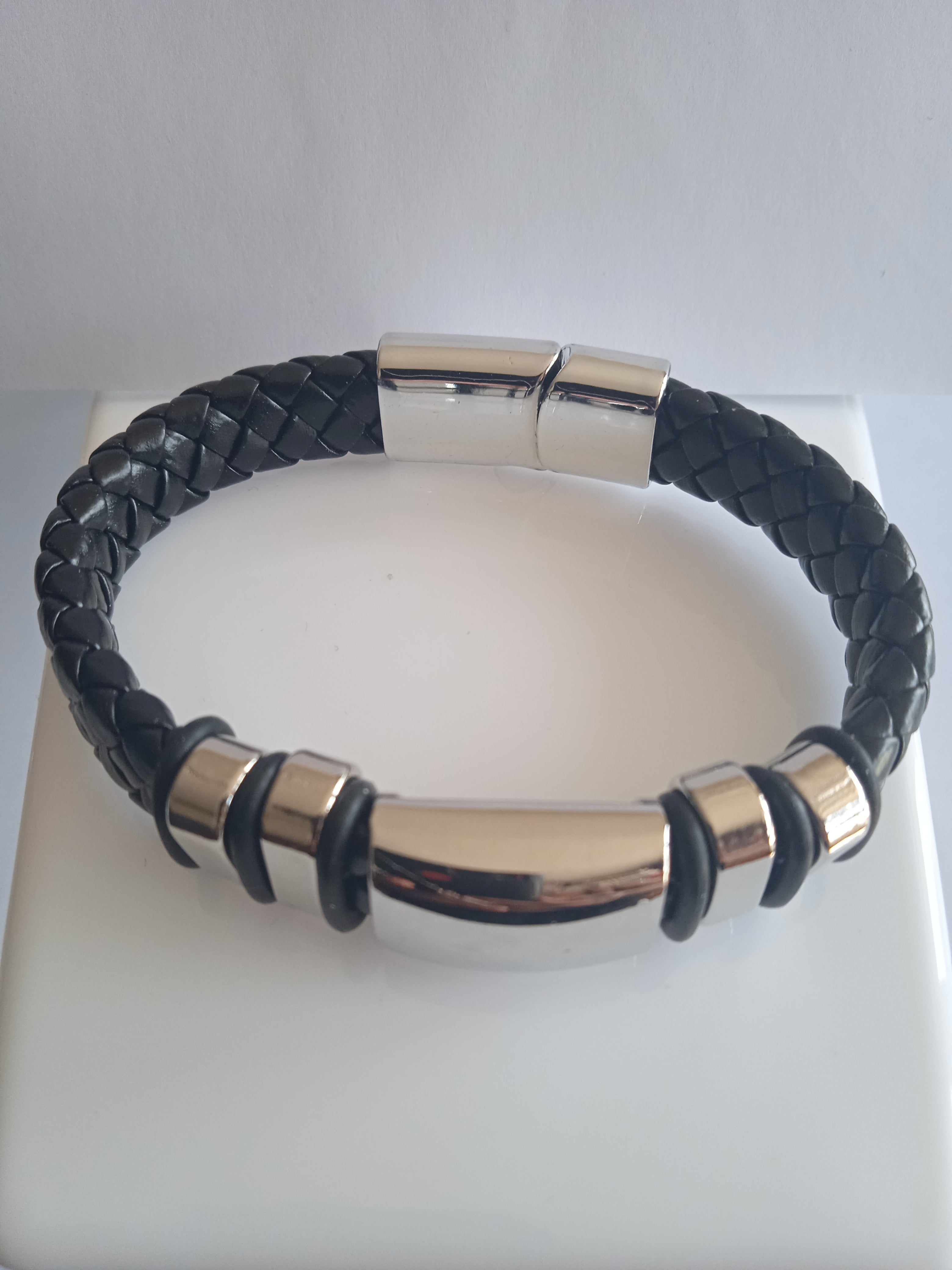 bracelet homme en cuir tressé noir