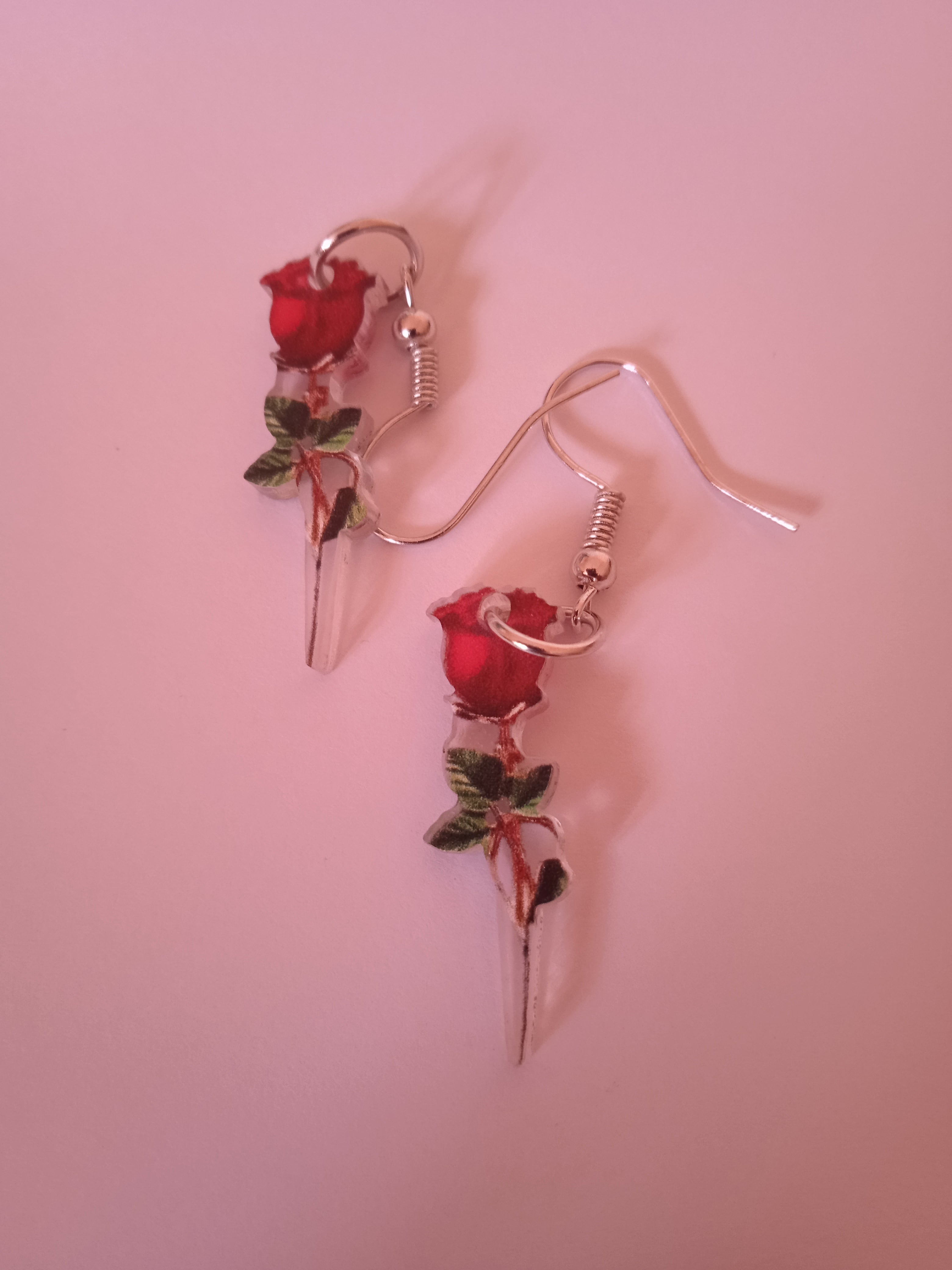 boucle d'oreille femme rose rouge floral acier
