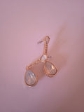 boucle d'oreille femme chic blanc acier doré