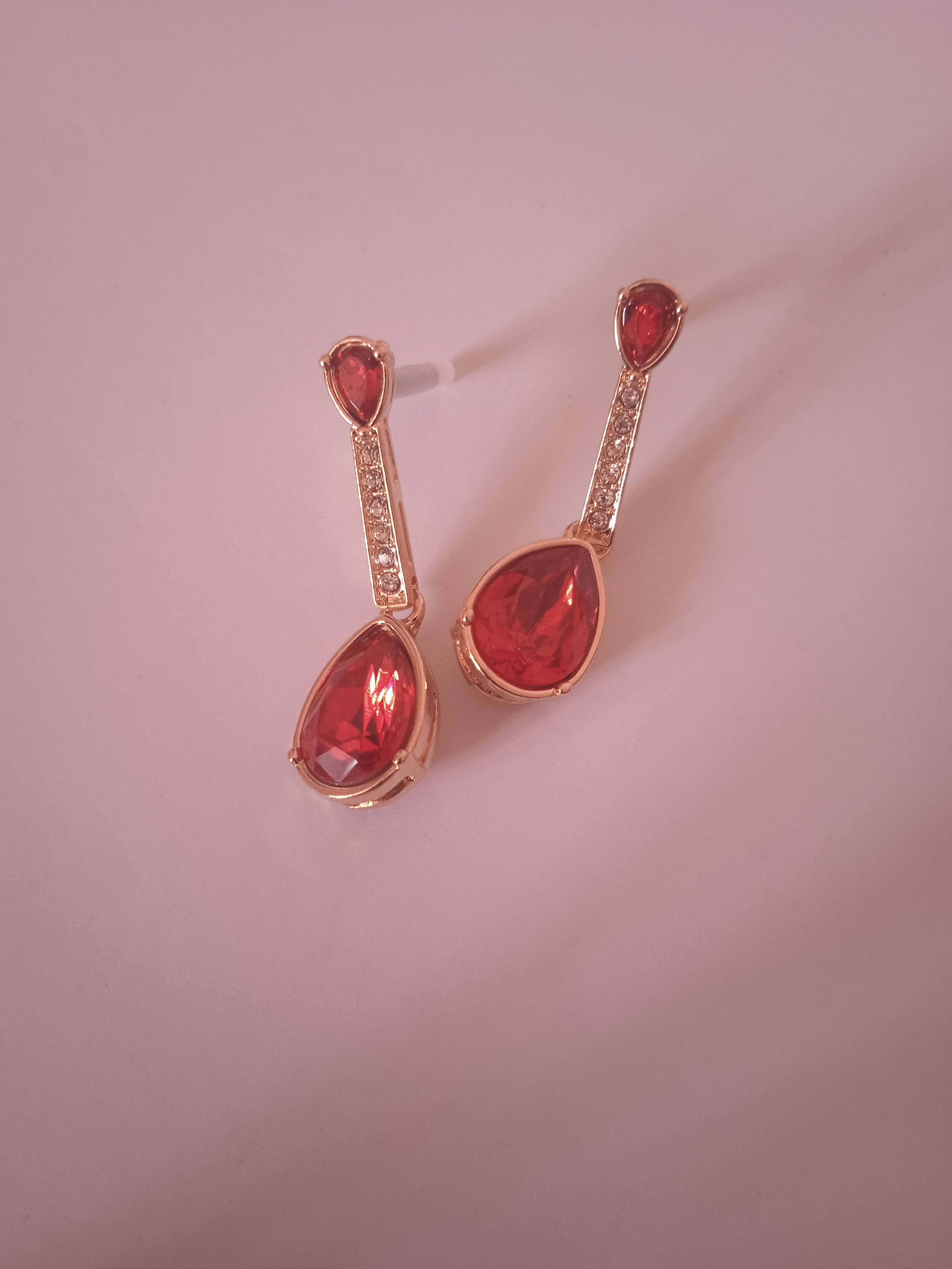 boucle d'oreille femme  rouge doré