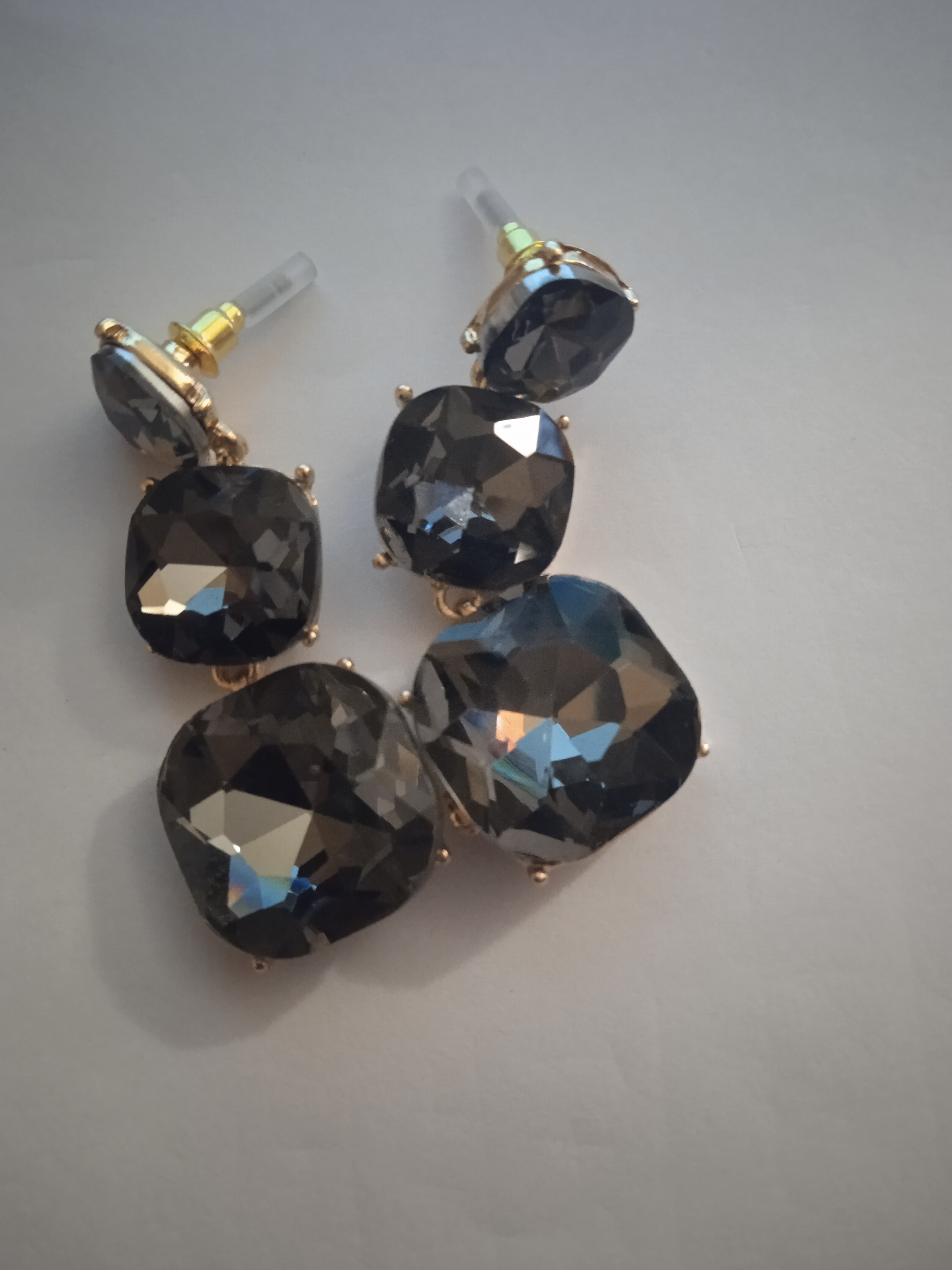 Boucle d'Oreille Femme Carré Noir Acier
