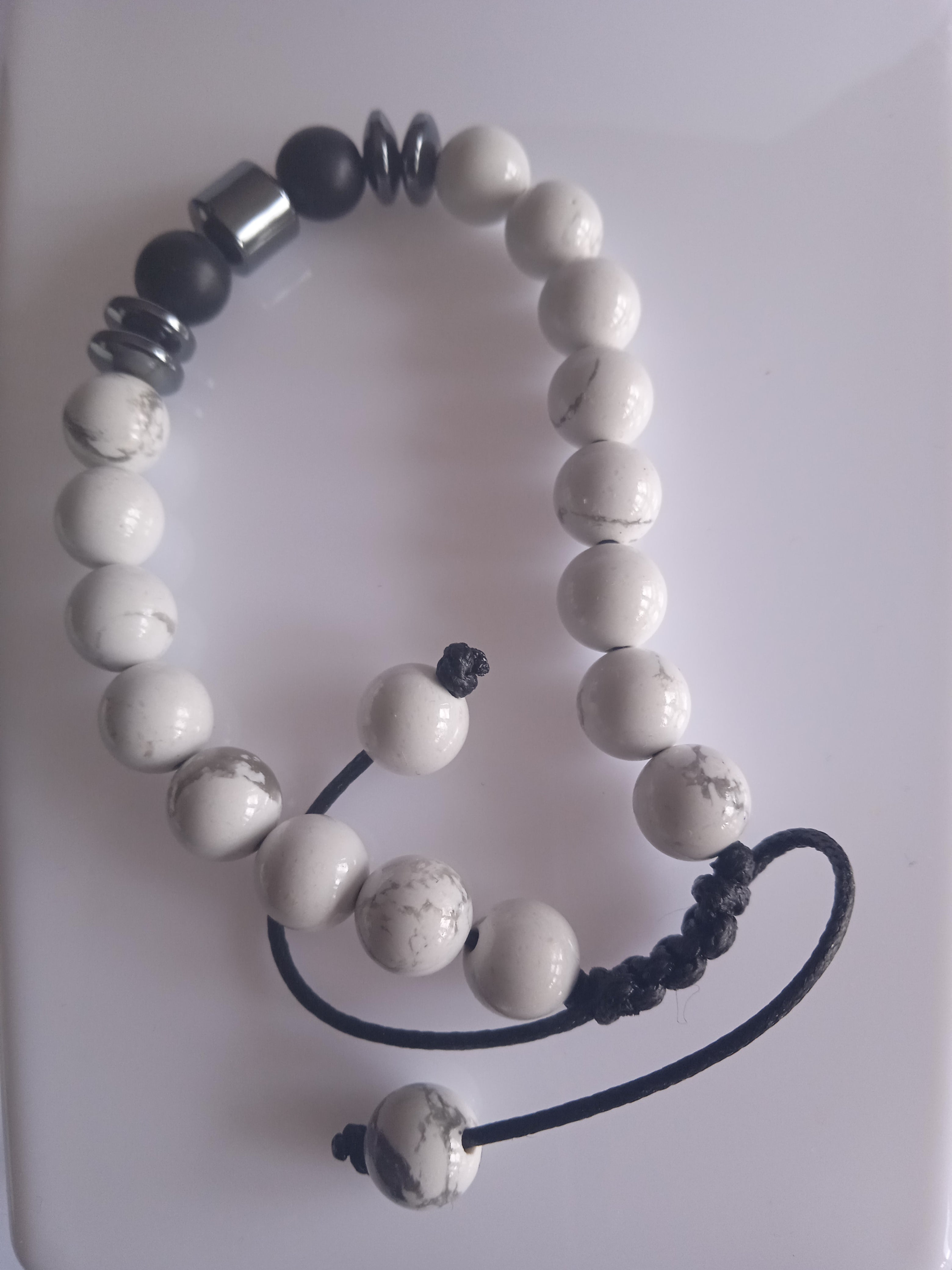 bracelet mixte blanc turquoise noir ajustable hématite