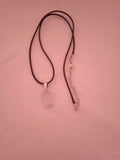 collier femme cordon noir acier + pendentif pierre blanc