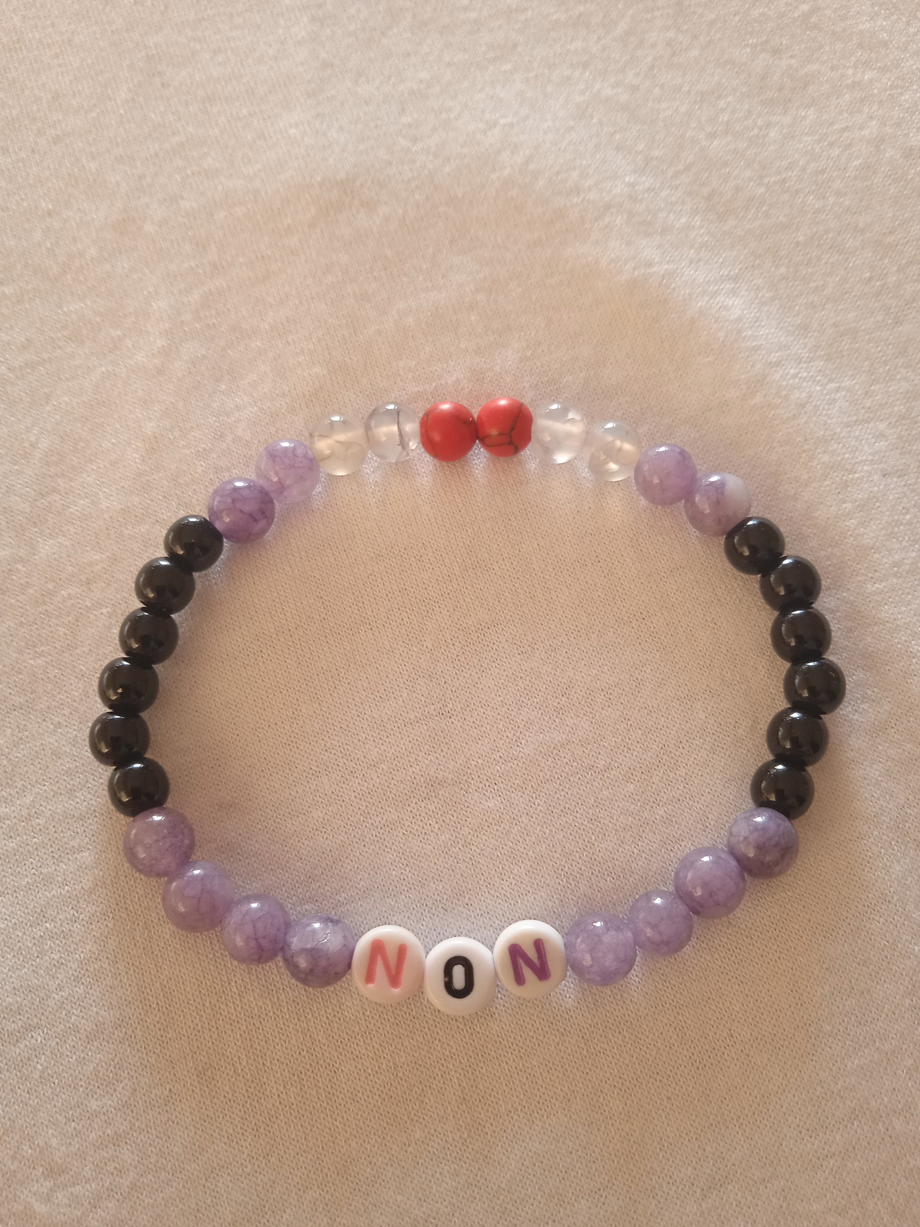 bracelet message "Non" fait main