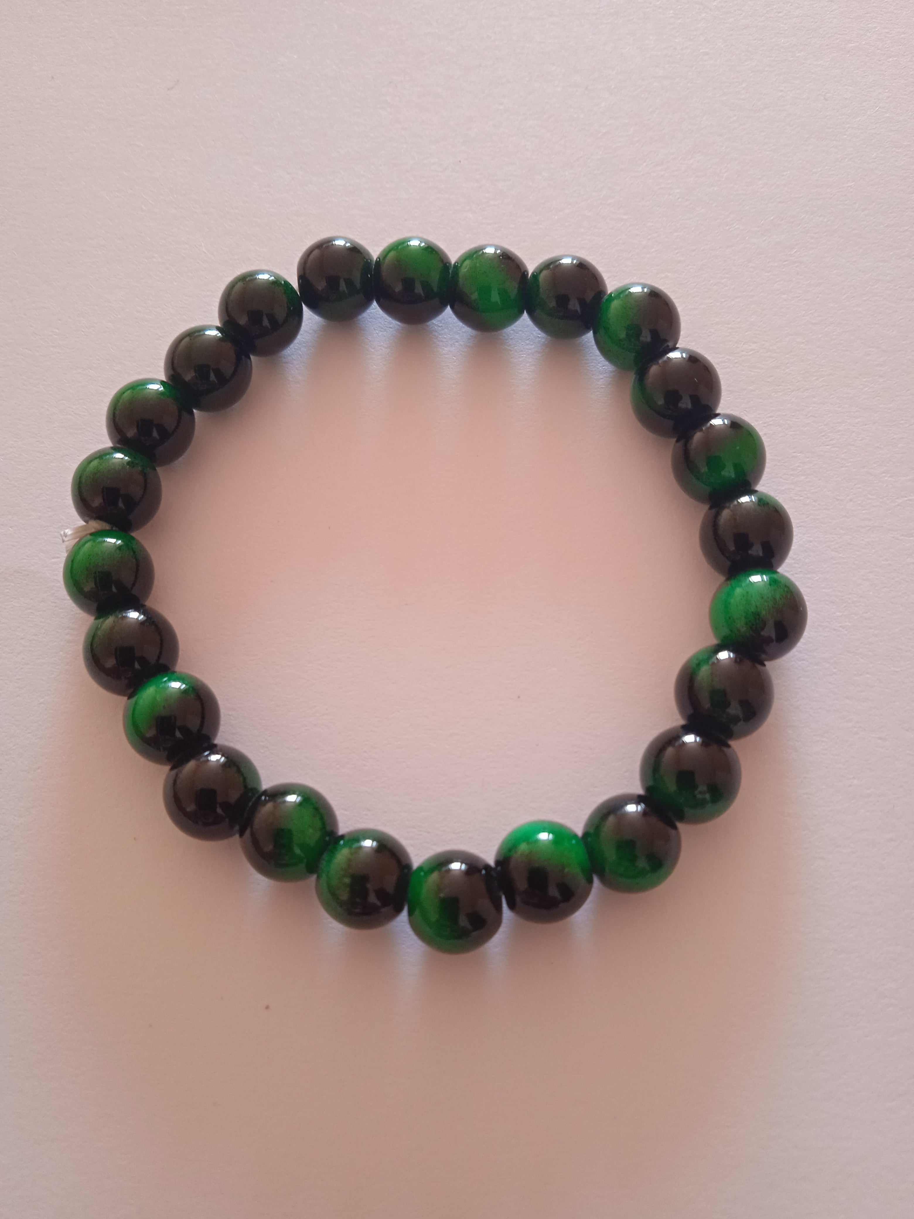 bracelet femme oeil de chat vert noir protection