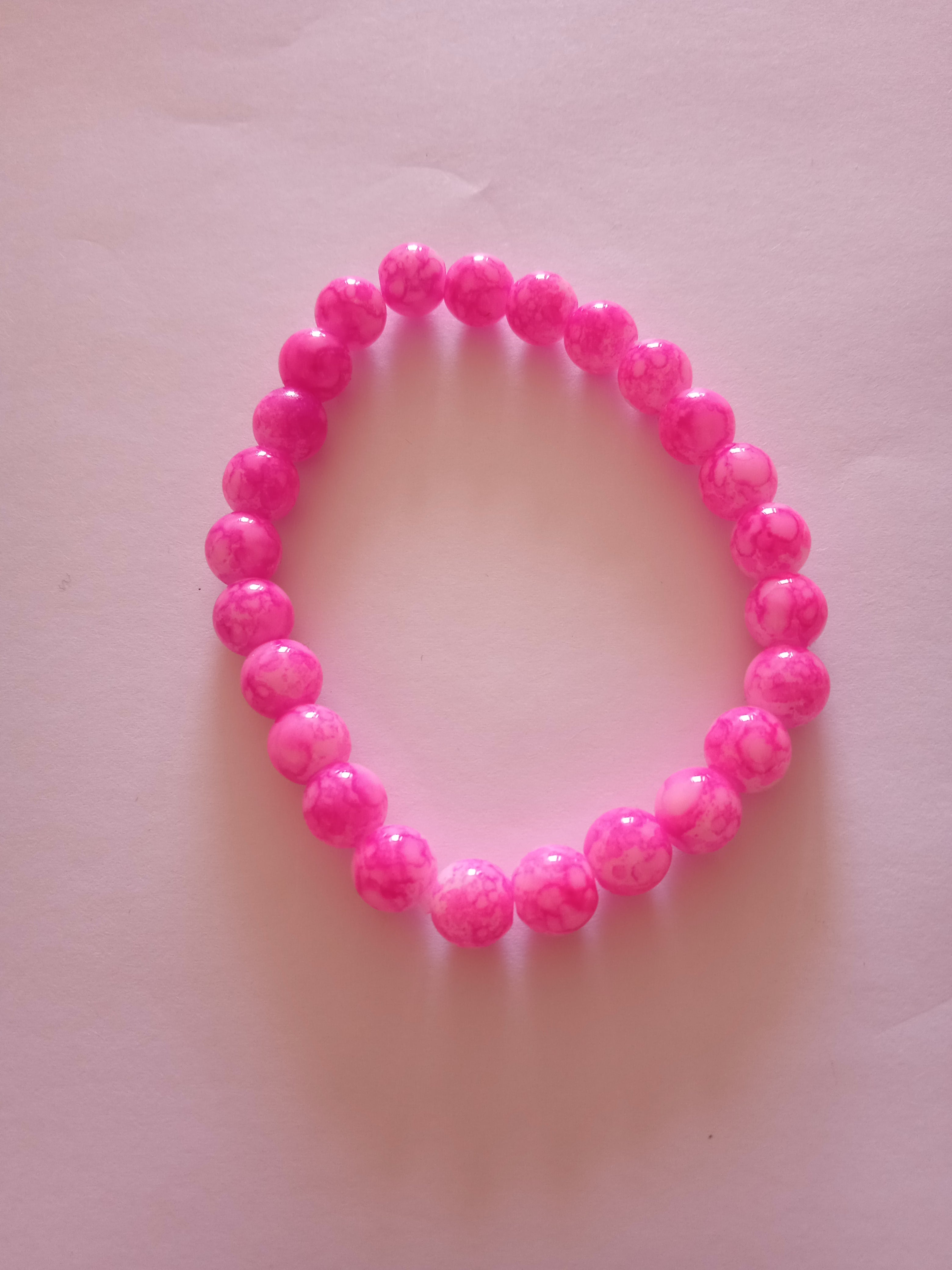 bracelet perles rose & blanc protection