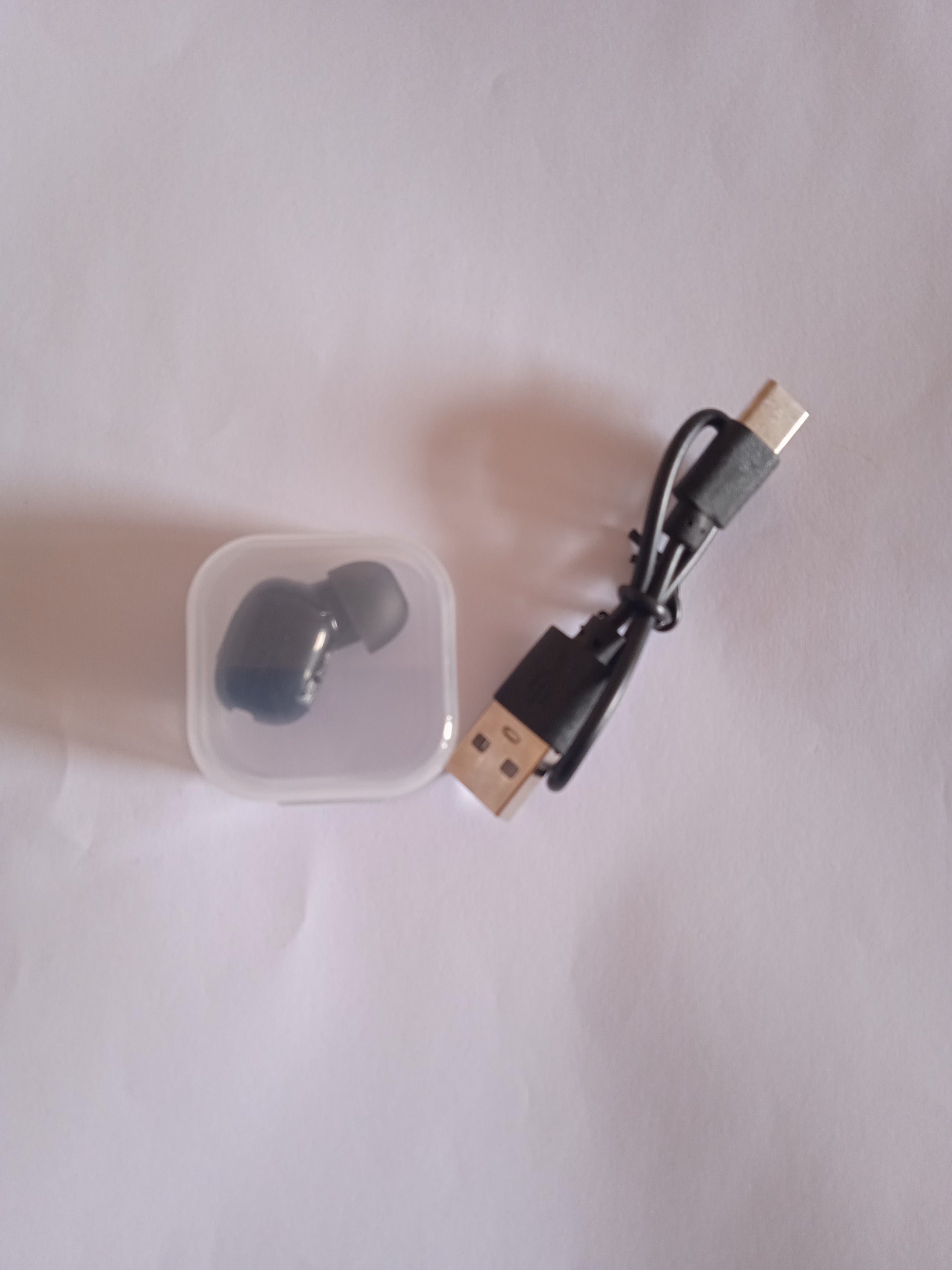 écouteurs relie avec clé USB
