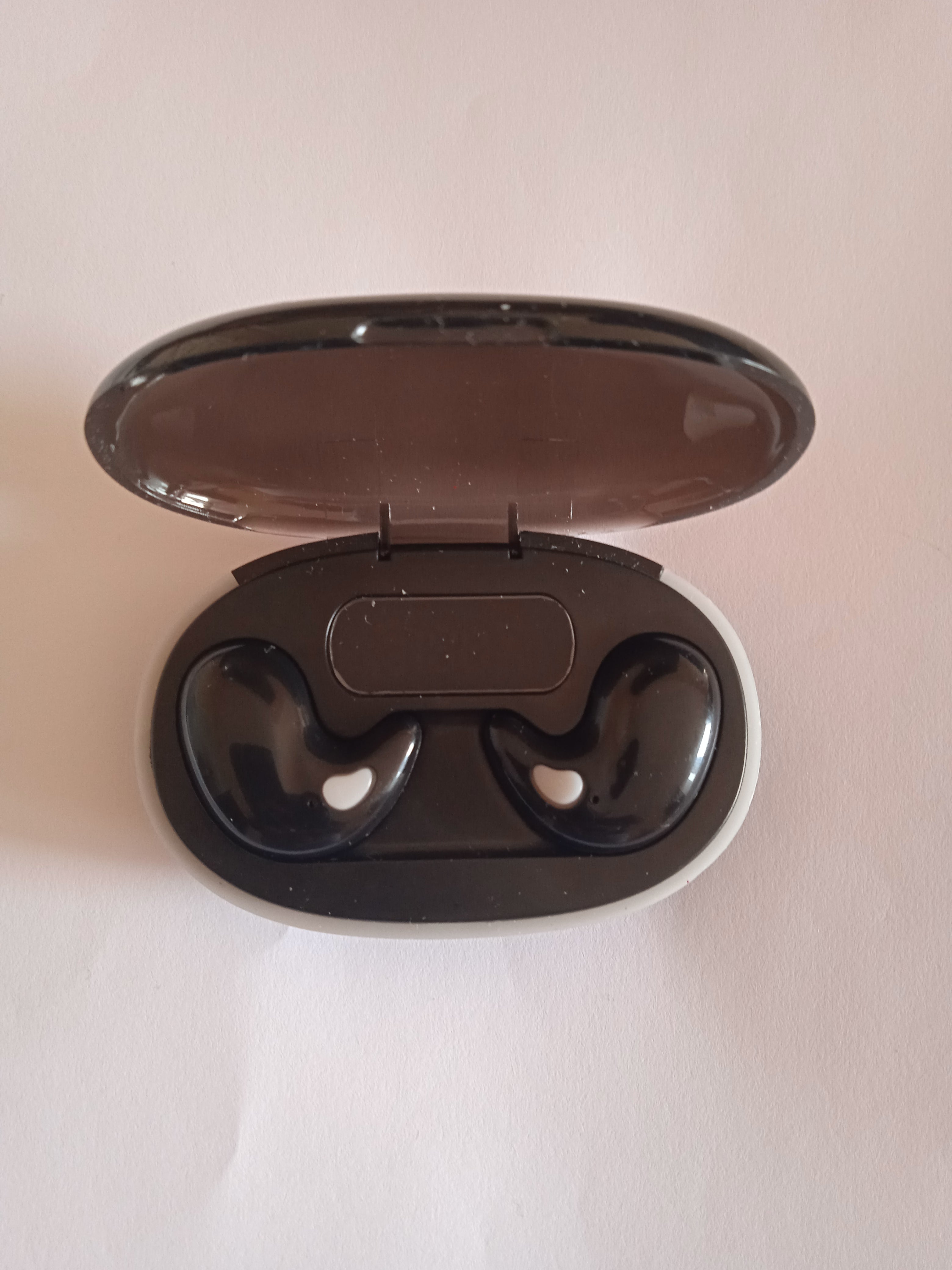 écouteurs intra-auriculaire noir haute gamme
