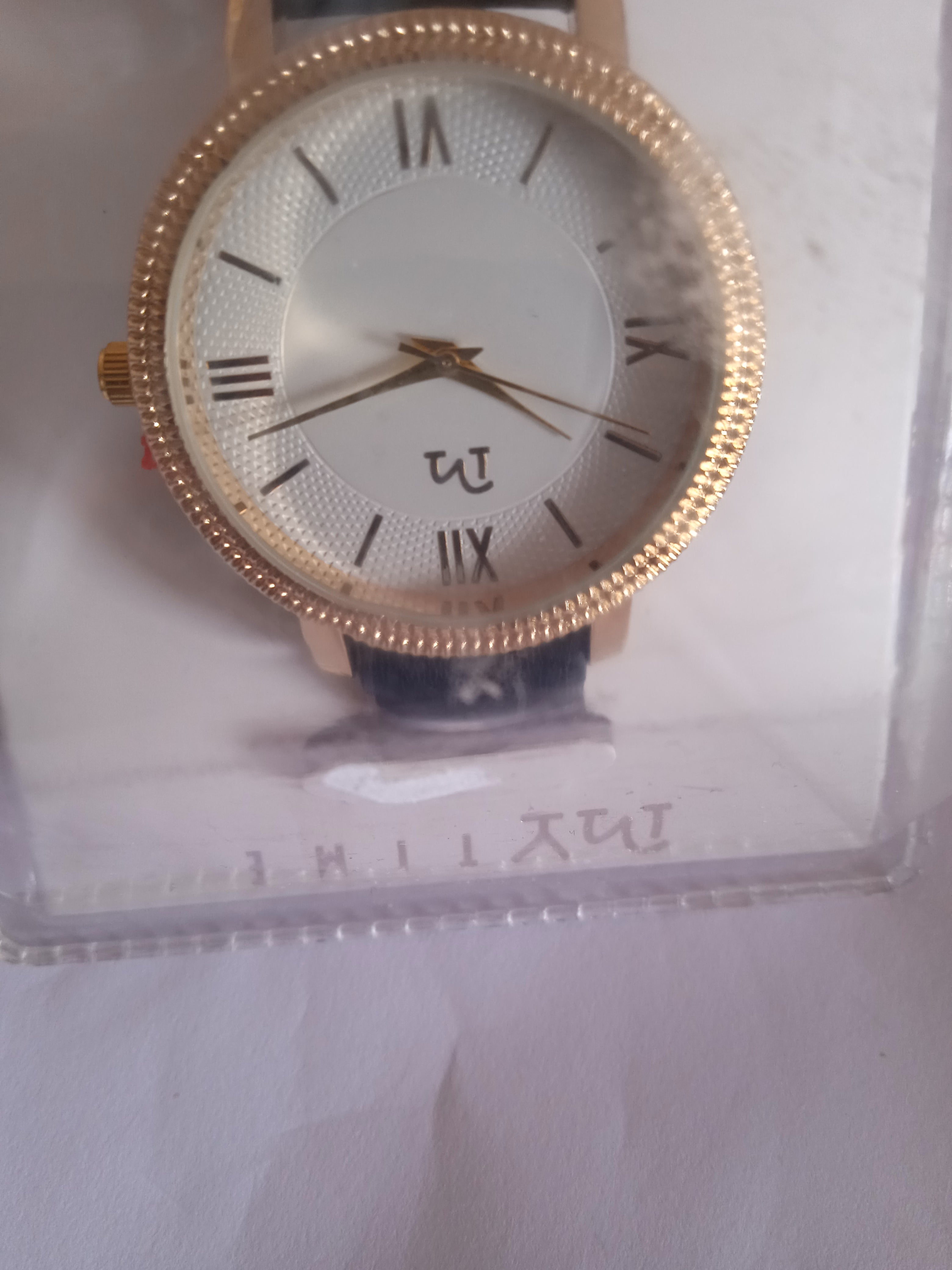 montre femme doré