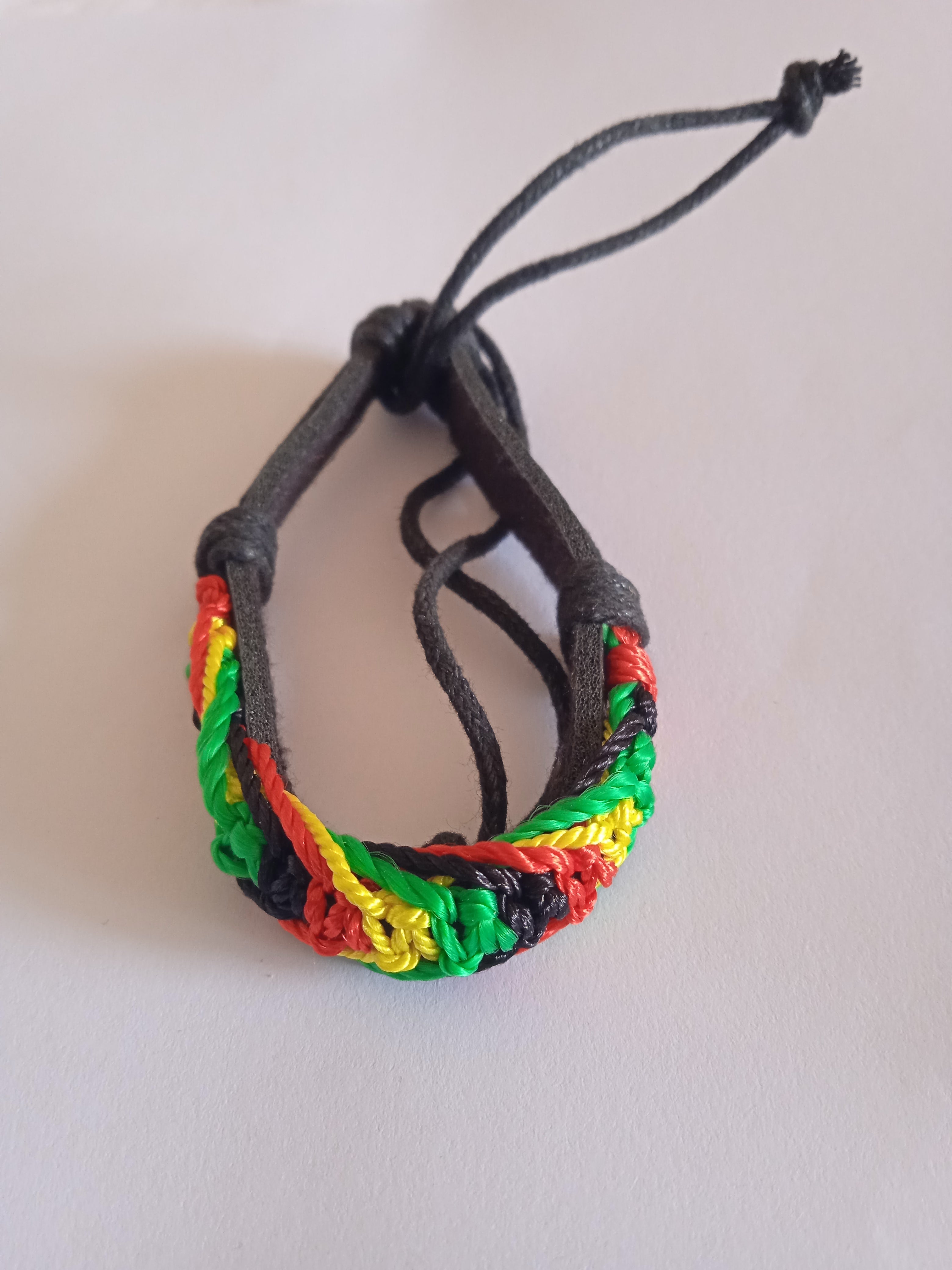 bracelet mixte jamaïcain cuir noir ajustable