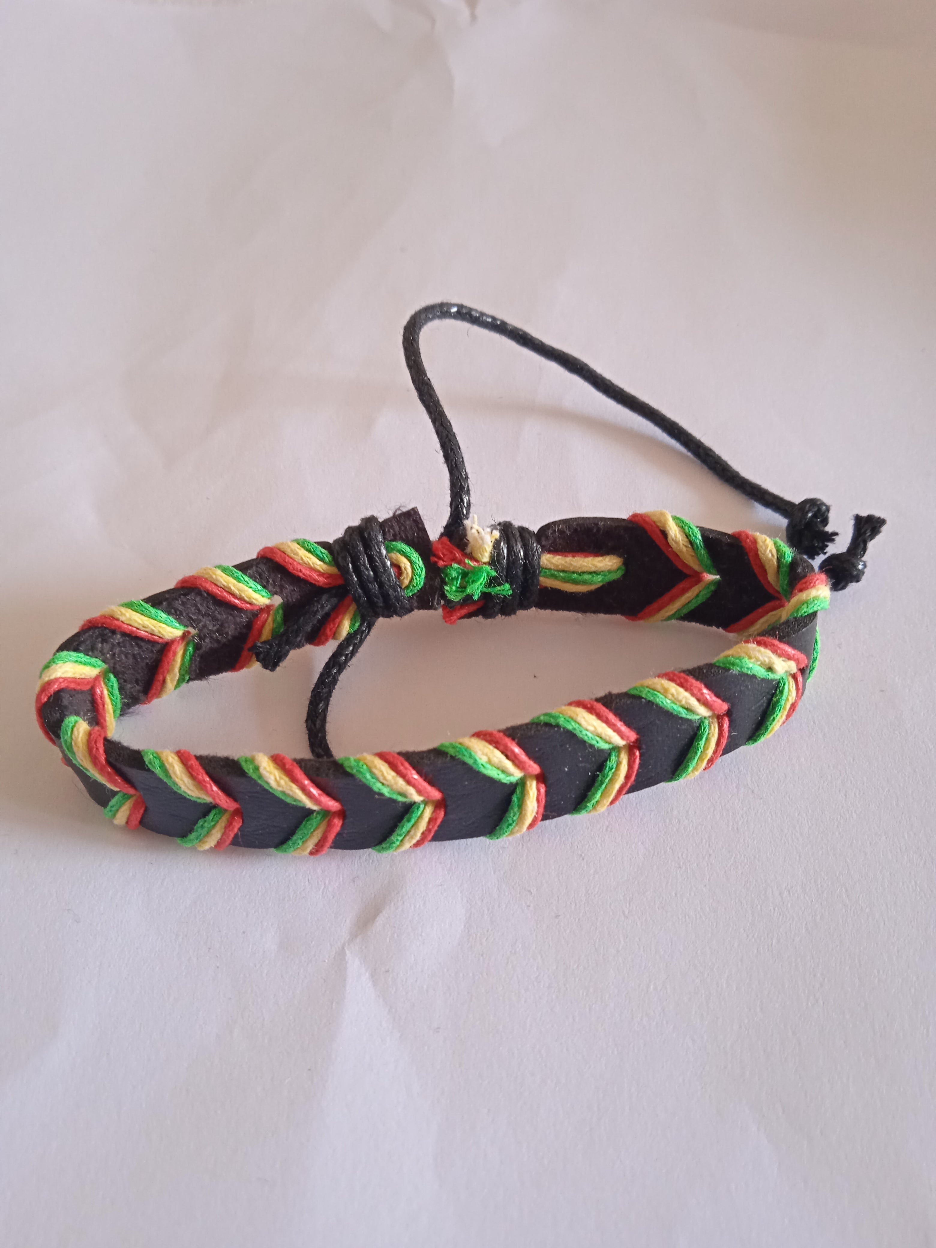 bracelet mixte jamaïcain ajustable cuir noir