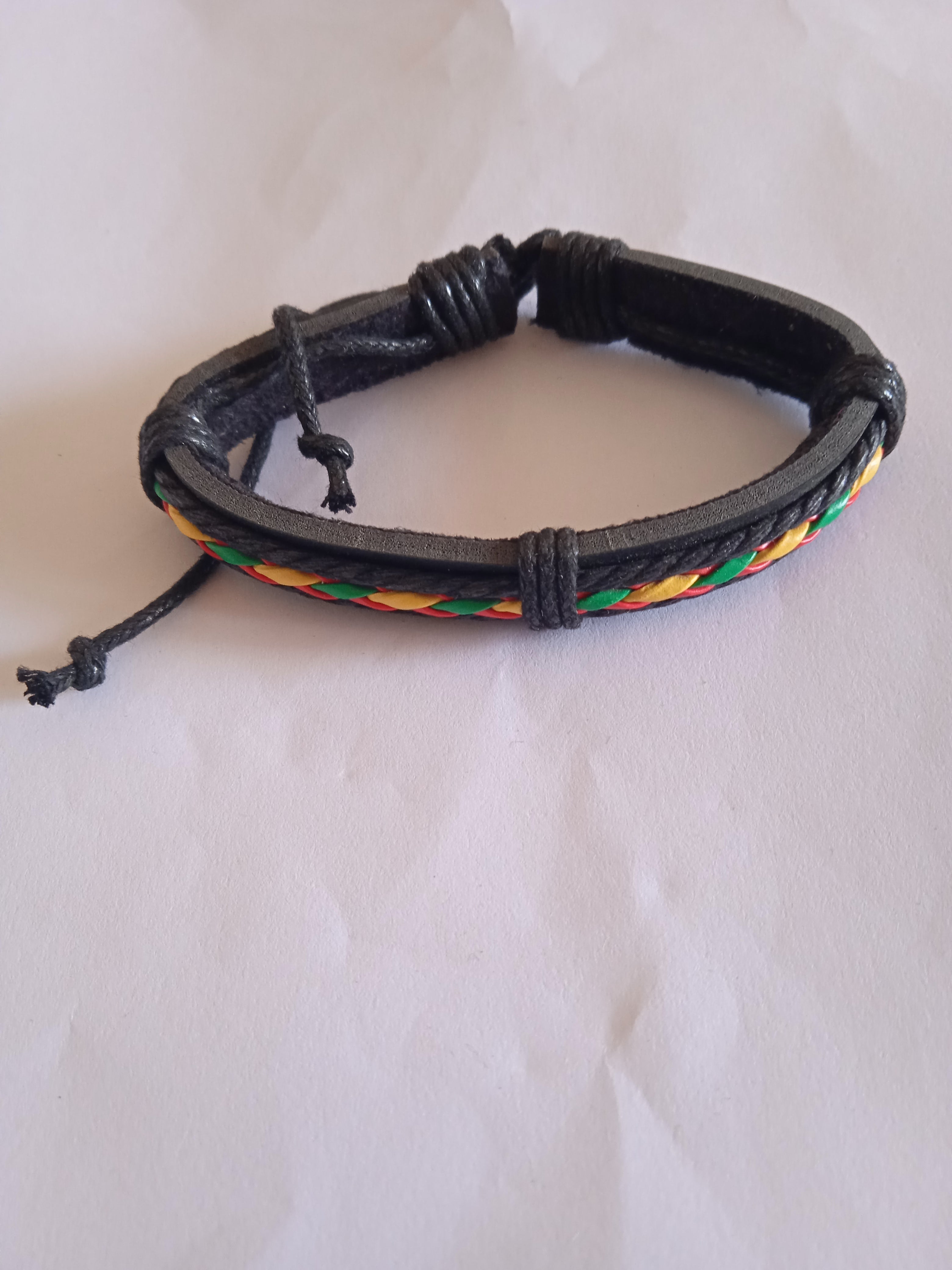 bracelet mixte jamaïcain ajustable cuir noir