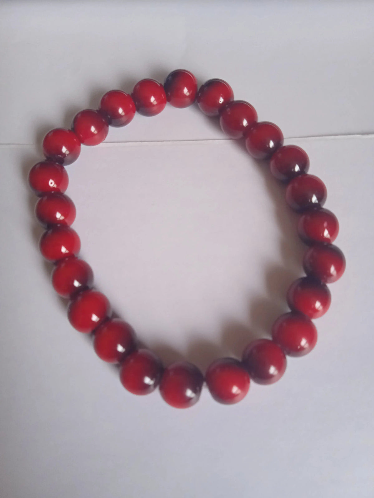 Bracelet Perles Rouge & Noir Clair – Passion Sombre & Contraste Fatal au Poignet